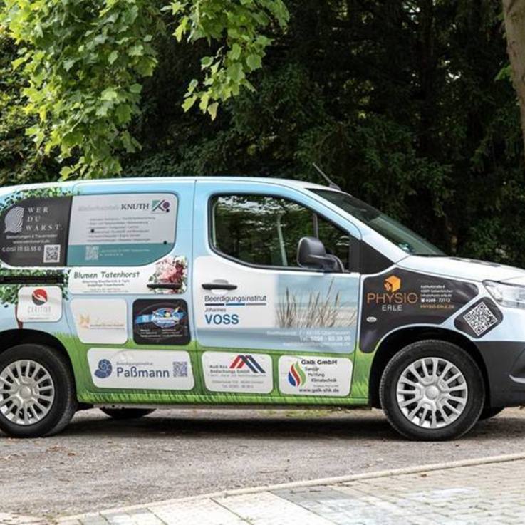 Folierter gesponsorter Toyota Proace City für das LAVIA Institut für Familientrauerbegleitung Gelsenkirchen